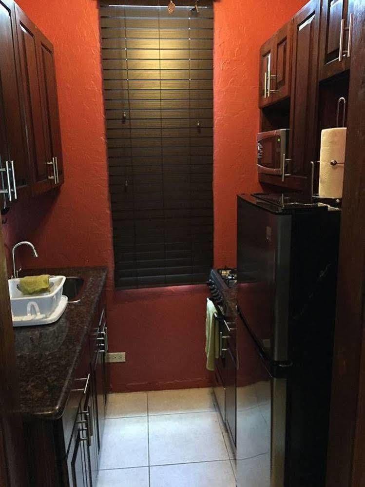 Brownstone 1 Guest house 3*