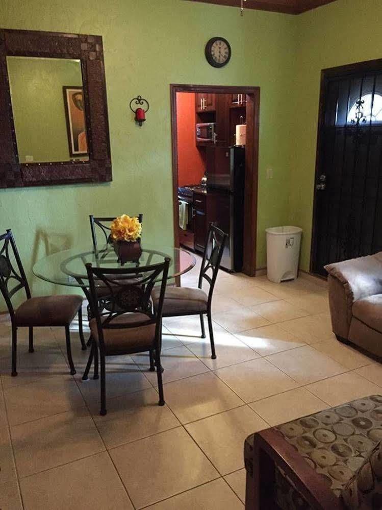 Guest house Brownstone 1 3*